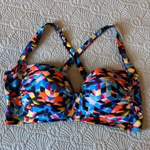 Torrid Bikini Top, Size 3, Geometric Multi-Color